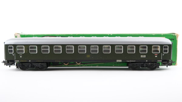 Märklin H0 4022 Reisezugwagen (182035 Stg) B4ümg / Büm 232 der DB