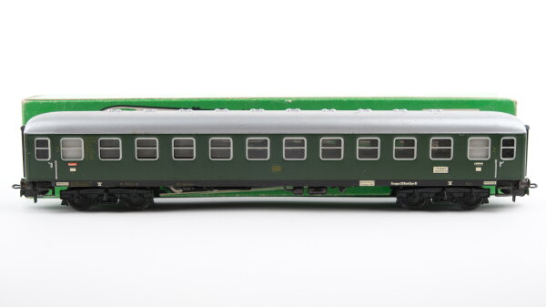 Märklin H0 4022 Reisezugwagen (182035 Stg) B4ümg / Büm 232 der DB