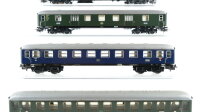 Märklin H0 Konvolut Personenwagen 1.Kl, blau, 1.Kl. blau, 2.Kl. grün und Gepäckwagen DB