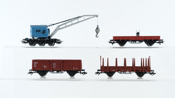 Märklin H0 Konvolut Hochbordwagen,Rungenwagen,Niederbordwagen, Kranwagen blau DB