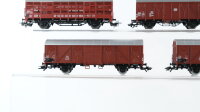 Märklin H0 Konvolut gedeckte Güterwagen BR 201 855, BR 120 6086-1, Kühlwagen Bananen BR 568261, Viehtransportwagen DB