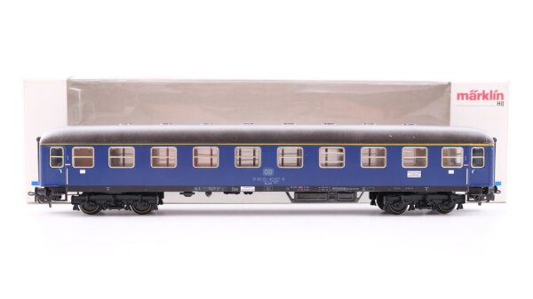 Märklin H0 4051 Reisezugwagen (Schnellzugwagen, 51 80 10-40 167-8) 1.Kl. Aüm 202 DB