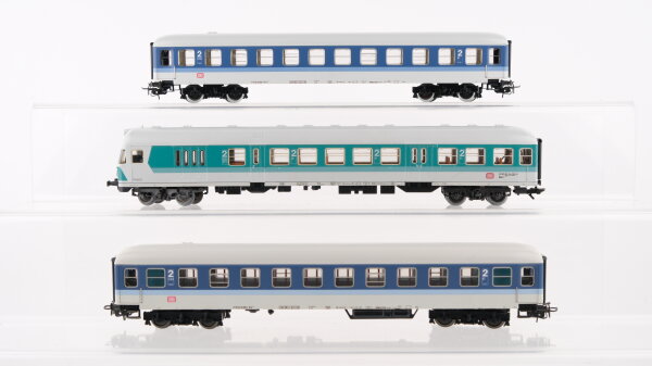 Märklin H0 Konvolut Personenwagen 2.Kl. BR 518022-91006-2, Steuerwagen BR508082-34050-8 DB