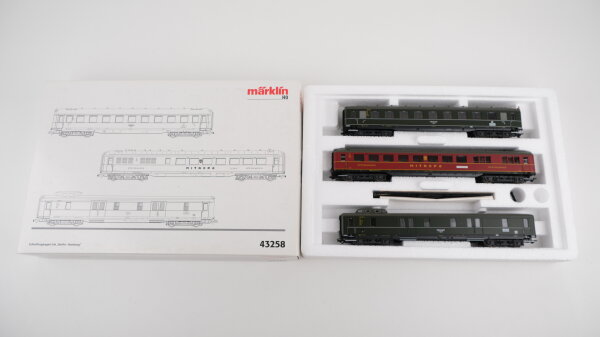 Märklin H0 43258 Schnellzugwagen-Set "Berlin-Hamburg" der DRG