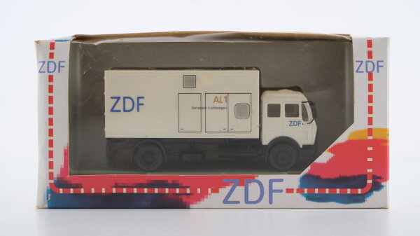 Albedo-Forkel 201004 Mercedes ZDF AL1 Generator-Lichtwagen
