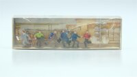 Merten H0 976 Figurenset Eilende männliche Reisende
