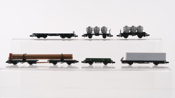 Arnold N Konvolut Güterwagen Drehschemelwagen mit Bremserhaus und Ladung Baumstämme, Containerwagen (DB), Flachwagen leer, Niederbordwagen grün, Flachwagen mit Ladung (Von nHaus zu Haus) DB,u.a.