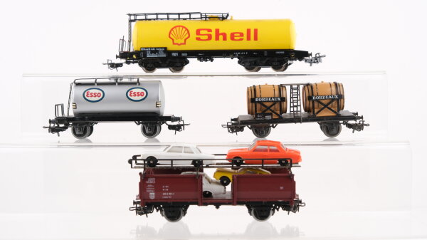 Märklin H0 Konvolut Kesselwagen (Shell, Esso), Autotransportwagen (mit 4 PKW), Weinfasswagen, DB/u.a.