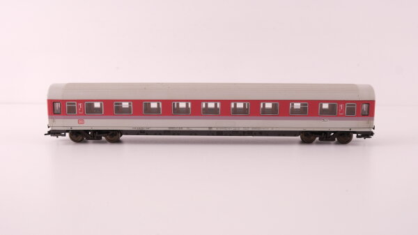 Fleischmann H0 5181K InterCity Schnellzugwagen 61 80 19-90 512-3 Avmz207 DB