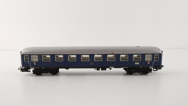 Märklin H0 4027 Reisezugwagen (dunkelblauer Wagenkasten) A4ümg der DB