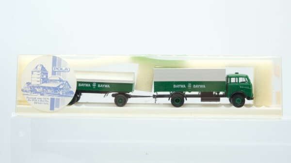 Brekina H0 7820 MAN 520 Pritschenhängerzug "BayWa"