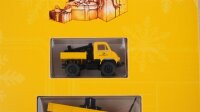 Brekina H0 006239 Mercedes-Benz Unimog 402 mit Anhänger "Weihnachts-Edition 2003"
