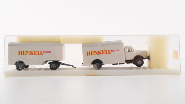 Brekina H0 7310 Henschel HS 140 Kofferhängerzug "Henkell trocken"