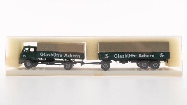 Brekina H0 7622 Mercedes-Benz Hängerzug Pritsche/Plane "Glashütte Achern"