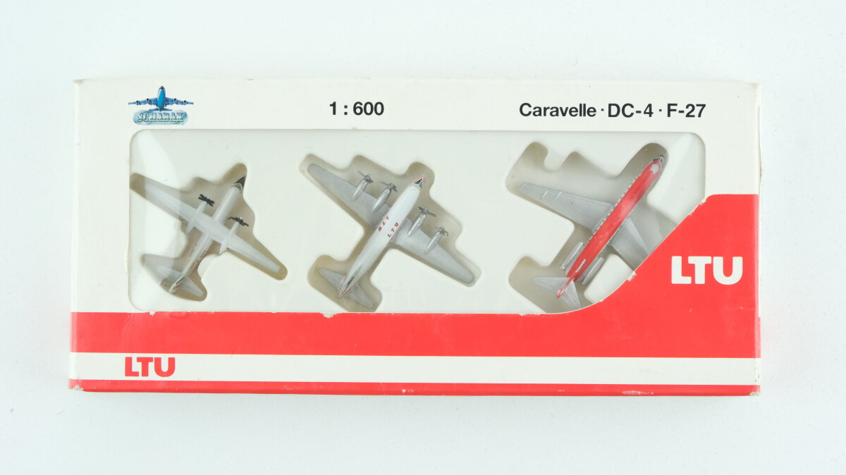 ドイツ製 シャバク ミニカー CARAVELLE ドイツ・SCHABAK社製 Nr.934/24