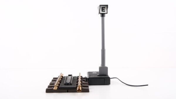 LGB G 10560 Entkupplungsgleis 150mm mit elektrischen Antrieb und beleuchtets E-Signal (gebrauchter Zustand)