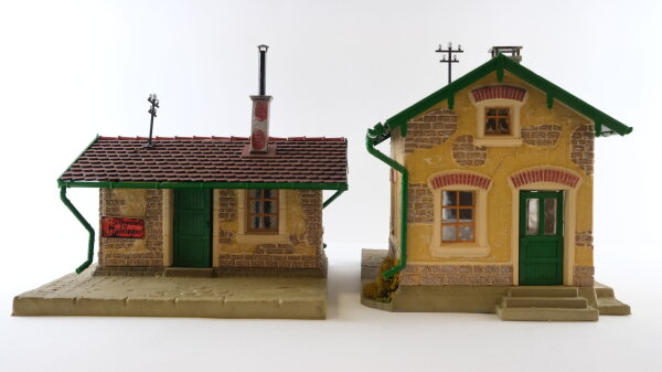 Pola G 900 2teiliger Kleinbahnhof (montiert)