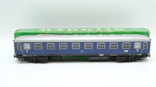 Märklin H0 4027 Reisezugwagen (dunkelblauer Wagenkasten) A4ümg der DB