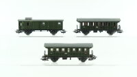 Märklin H0 Konvolut Personenwagen 2.Kl., Packwagen...
