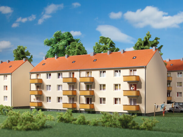 Auhagen N 14472 Mehrfamilienhaus