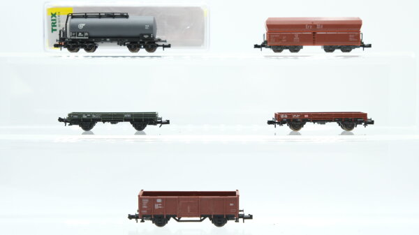 Minitrix N Konvolut Güterwagen Kesselwagen VTG, Selbstentladewagen "Erz IIId", Hochbordwagen, Niederbordwagen DB