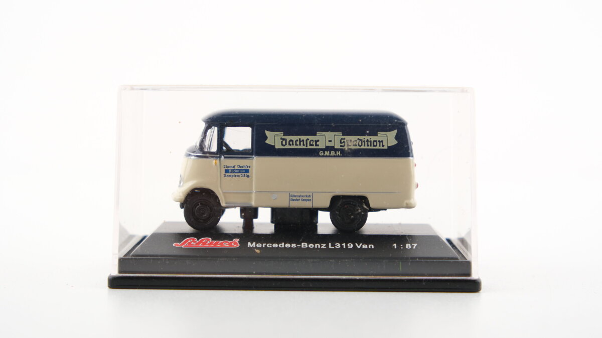 MERCEDES L319 KOFFERWAGEN HERTA WURST SCHUCO 02902 1:43