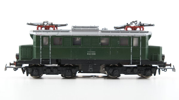 Märklin H0 3011 Elektrische Lokomotive BR E 44 der DB Wechselstrom Analog