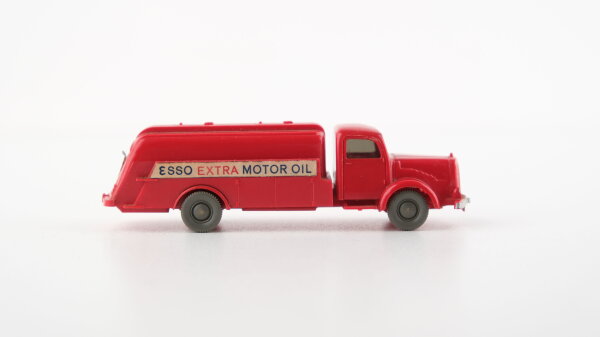 Wiking H0 780/7 Mercedes 5000 Esso-Tankwagen