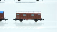 Minitrix N Gedeckte Güterwagen DB (Dächer teilw. bemalt)