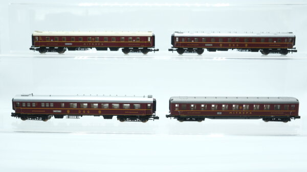 Minitrix N Konvolut Schlafwagen "Mitropa DSG" Speisewagen "DSG" beleuchtet DSG/Mitropa