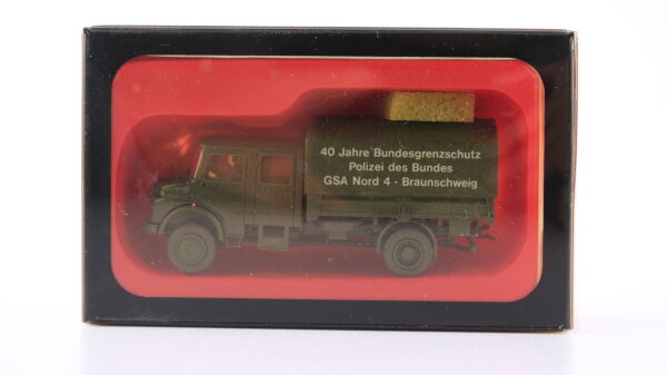 Preiser H0 37014 Fahrschulwagen Bundesgrenzschutz Mercedes-Benz LA 911 B/42 "GSA Nord 4 - Braunschweig"