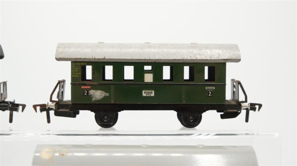 Fleischmann H0 Konvolut Personenwagen 3 x Donnerbüchse grün 2.Kl., 3 x Abteilwagen rot/beige 2.Kl. (Metallwagen)