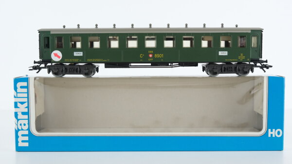 Märklin H0 4138 Schnellzugwagen (8901) 3.Kl. C4ü der SBB (Mängel an Fenstern)