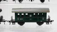 Fleischmann H0 Konvolut Personenwagen 3 x Donnerbüchse ohne Fenster, Stadtbahnwagen, Abteilwagen 3.Kl. DB, u.a.