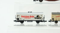 Fleischmann/u.a. N Konvolut Seitenwandschiebewagen Gedeckter Güterwagen Bierwagen "Patrizier-Bräu" Niederbordwagen mit Plane "Kühne & Nagel" Muldenkippwagen Niederbordwagen mit Straßenbahn-Chassis DB
