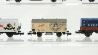 Fleischmann/u.a. N Konvolut Seitenwandschiebewagen Gedeckter Güterwagen Bierwagen "Patrizier-Bräu" Niederbordwagen mit Plane "Kühne & Nagel" Muldenkippwagen Niederbordwagen mit Straßenbahn-Chassis DB