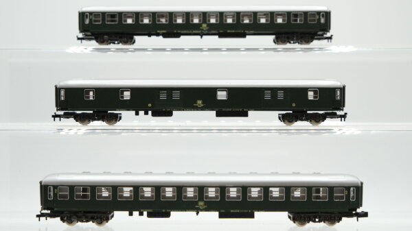 Rivarossi N Konvolut Abteilwagen 2.Kl. Packwagen grün DB