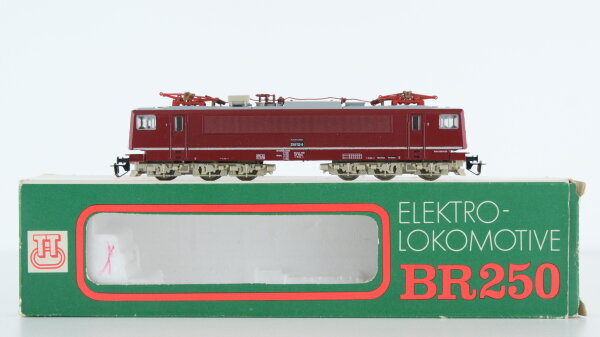 Berliner TT Bahnen TT 2330 E-Lok BR 250 112-0 DR Gleichstrom (Licht einseitig defekt)