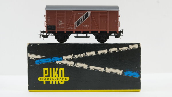 Piko H0 5/6446-025 Gedeckter Güterwagen Wekawe DB