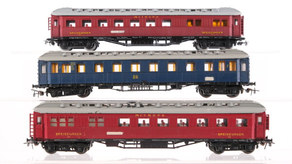 Unbekannt H0 Konvolut Speisewagen "Mitropa" Abteilwagen 2.Kl. blau beleuchtet DR