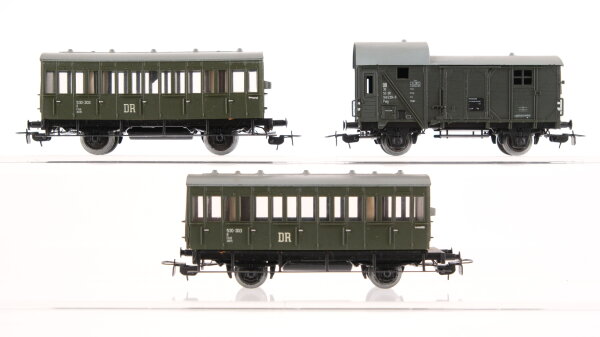 Piko H0 Konvolut Abteilwagen Personenzugbegleitwagen DR