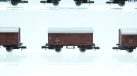 Unbekannt N Konvolut Güterwagen 4 x gedeckter Güterwagen braun, Hochbordwagen grün, Güterzugbegleitwage DB