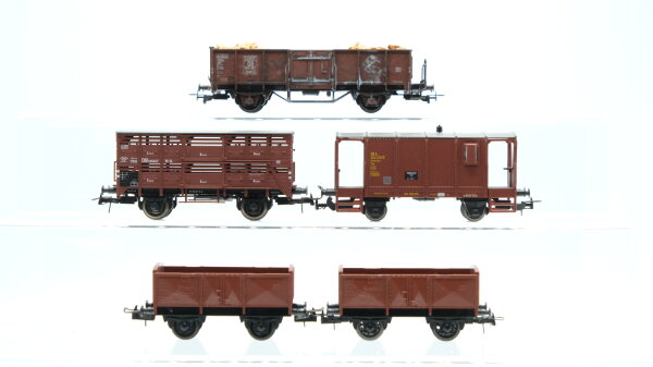 Unbekannt H0 Konvolut Hochbordwagen Viehtransportwagen Gedeckter Güterwagen mit Bremserbühne DB