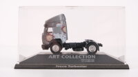 Herpa H0 Iveco Turbostar Art Collection Time (in Acrylbox)