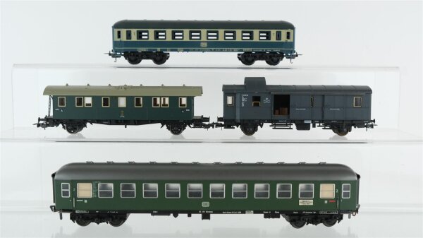 Lima /Piko/Fleischmann H0 Konvolut Personenwagen 1.Kl. beige-blau Personenwagen 4.Kl. grün Packwagen Personenwagen 2.Kl. grün DB/K.Bay.Sts.B/u.a.