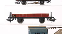 Märklin H0 Konvolut Güterwagen Kranwagen mit Schutzwagen, Braunkohlenstaubwagen, 2 x gedeckte Güterwagen 1 x Schlussbeleuchtung DB