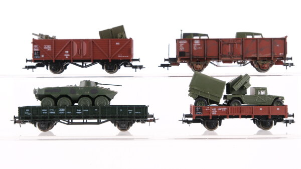 Roco H0 Konvolut Güterwagen Niederbord/Hochbordwagen mit Militär Fahrzeuge und Panzer