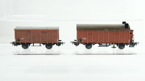 Märklin H0 Konvolut Güterwagen Gedeckter Güterwagen braun 312, Gedeckter Güterwagen braun mit Bremserhaus und Schlusslicht 320