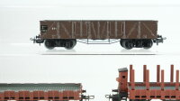 Märklin H0 Konvolut Hochbordwagen 4-achsig dunkelbraun 331, Rungenwagen mit Bremserhaus 321, Rungenwagen mit Bremserhaus ohne Rungen 321