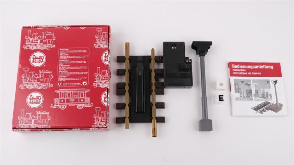 LGB G 10560 Elektrisches Entkupplungsgleis mit beleuchtetem E-Signal (in OVP)